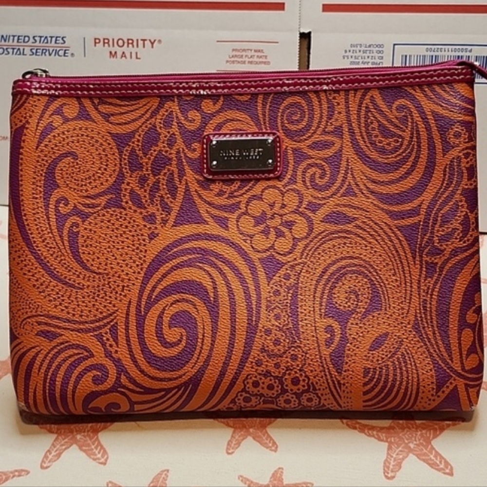 Nine West Cosmetic/Toiletry Bag